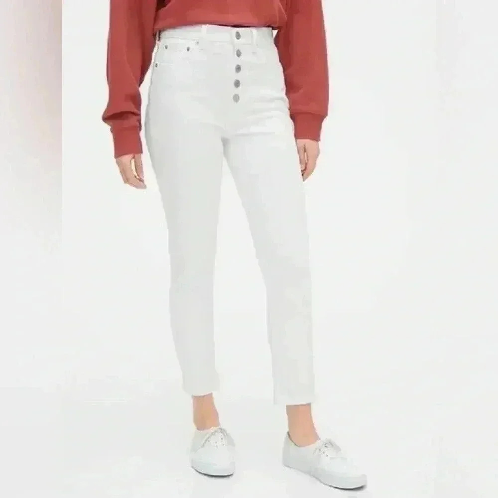 Gap High  Rise Slim Straight Leg Cigarette Jeans Button Fly White Denim Size 26